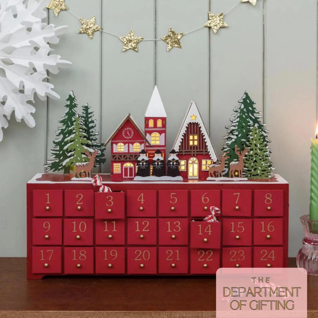 Personalized Red Wooden Light-Up Advent Calendar HG: Festive Winter Scene- Carol singers-adventskalender-Calendrier de l’avent